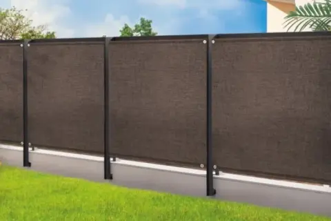 Pantalla marrón para terraza, ideal para como tapar la vista del vecino y disfrutar de tu espacio privado.