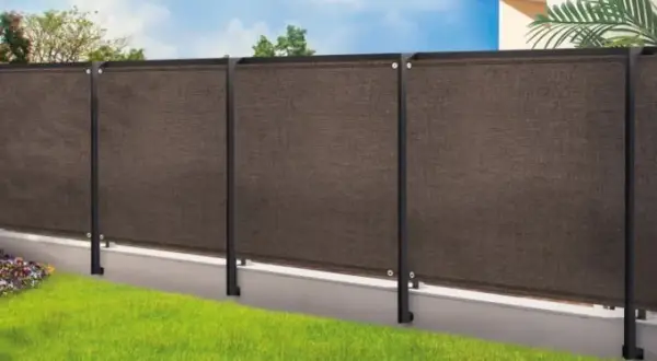 Pantalla marrón para terraza, ideal para como tapar la vista del vecino y disfrutar de tu espacio privado.